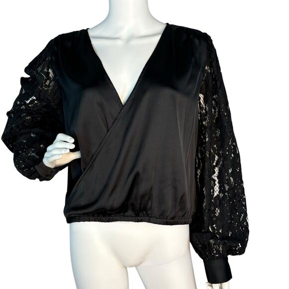 NWT Express Top Blouse Faux Wrap Surplice V Satin Lace Sleeve Black Size L - Picture 1 of 9